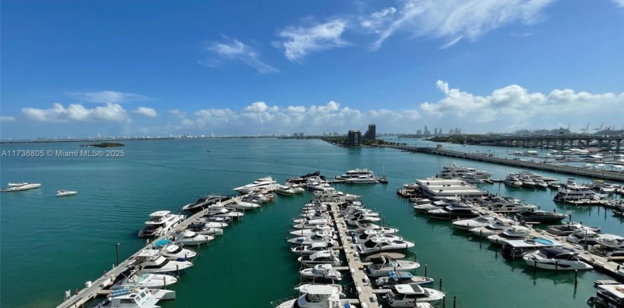 Condo à Miami, Floride, 2 chambres  № 1764666