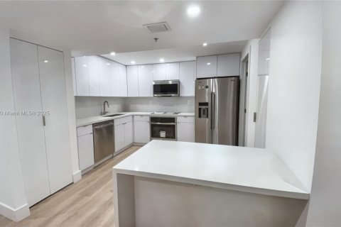 Copropriété à vendre à Miami, Floride: 2 chambres, 158.58 m2 № 1764666 - photo 18