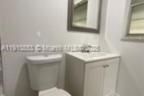 Villa ou maison à vendre à Delray Beach, Floride: 2 chambres, 88.26 m2 № 1968314 - photo 10