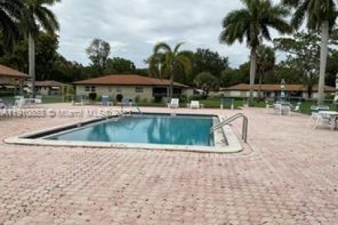 Villa ou maison à vendre à Delray Beach, Floride: 2 chambres, 88.26 m2 № 1968314 - photo 11