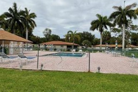 Villa ou maison à vendre à Delray Beach, Floride: 2 chambres, 88.26 m2 № 1968314 - photo 12