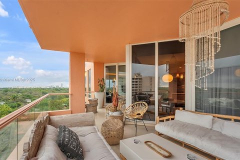 Condo in Coral Gables, Florida, 3 bedrooms  № 1887599 - photo 15