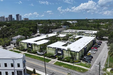 Condo in Tampa, Florida, 1 bedroom  № 1793877 - photo 27