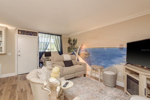 Condo in Tampa, Florida, 1 bedroom  № 1793877 - photo 9