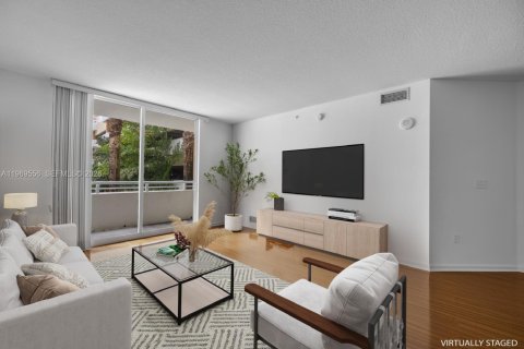 Кондоминиум с 1 спальней в Авентура, Флорида № 2032974