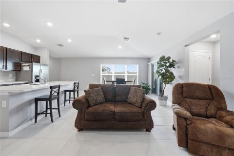 Casa en venta en Riverview, Florida, 3 dormitorios, 151.9 m2 № 2150982 - foto 3