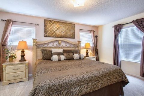 Casa en venta en Haines City, Florida, 5 dormitorios, 235.23 m2 № 1799912 - foto 16
