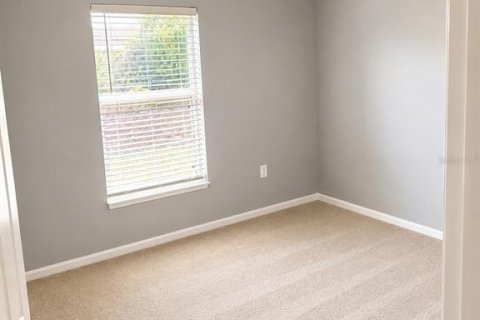 House in Deltona, Florida 3 bedrooms, 147.16 sq.m. № 2275427 - photo 7