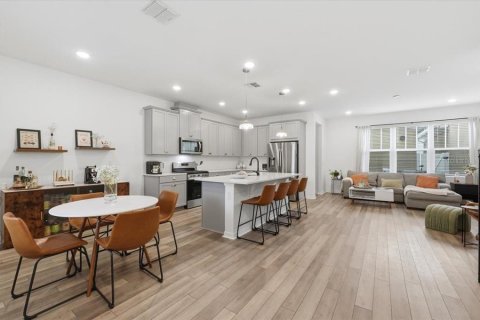 Townhouse in Celebration, Florida 3 bedrooms, 152.17 sq.m. № 2203823 - photo 6