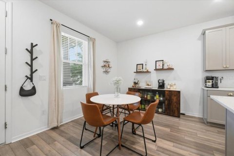Townhouse in Celebration, Florida 3 bedrooms, 152.17 sq.m. № 2203823 - photo 12