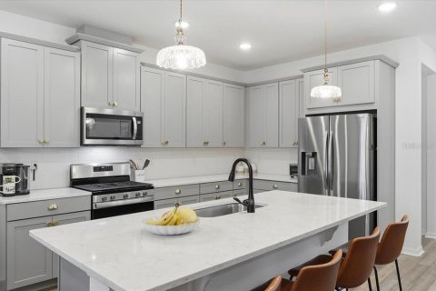 Townhouse in Celebration, Florida 3 bedrooms, 152.17 sq.m. № 2203823 - photo 11