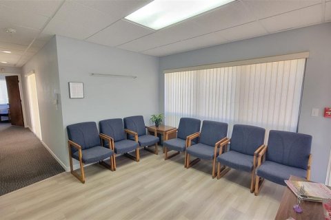 Immobilier commercial à vendre à Sarasota, Floride: 172.61 m2 № 1670193 - photo 18
