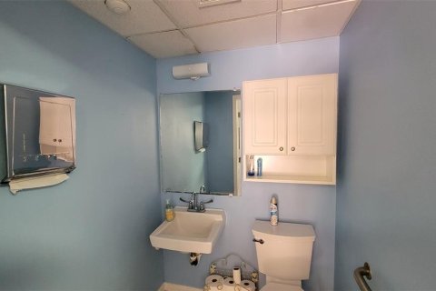 Immobilier commercial à vendre à Sarasota, Floride: 172.61 m2 № 1670193 - photo 11