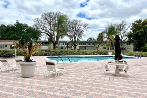 Condominio en venta en Margate, Florida, 2 dormitorios, 91.97 m2 № 2074984 - foto 26