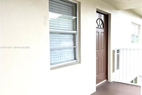 Condominio en venta en Margate, Florida, 2 dormitorios, 91.97 m2 № 2074984 - foto 2