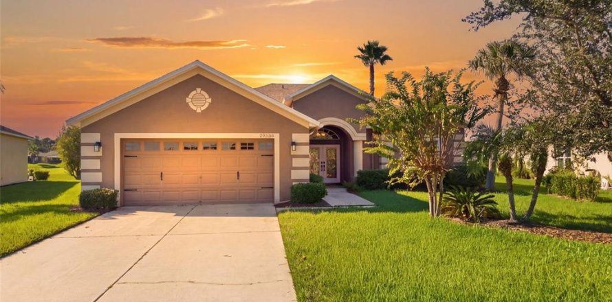 Villa ou maison à San Antonio, Floride 3 chambres, 167.13 m2 № 2424313