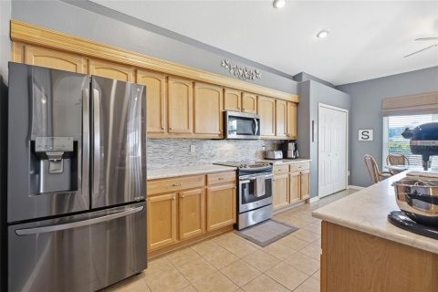 Villa ou maison à vendre à San Antonio, Floride: 3 chambres, 167.13 m2 № 2424313 - photo 12