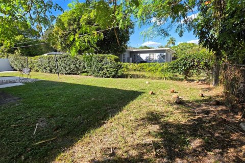 Снять в аренду виллу или дом в Норт-Майами, Флорида 3 спальни, 201.41м2, № 1971757 - фото 27