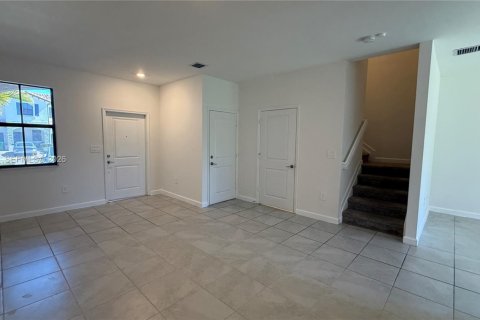 Adosado en alquiler en Homestead, Florida, 3 dormitorios, 133.97 m2 № 2011377 - foto 7