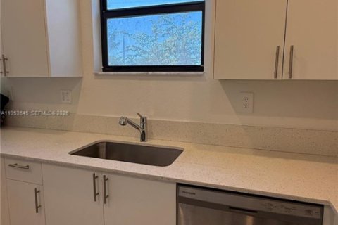 Adosado en alquiler en Homestead, Florida, 3 dormitorios, 133.97 m2 № 2011377 - foto 19