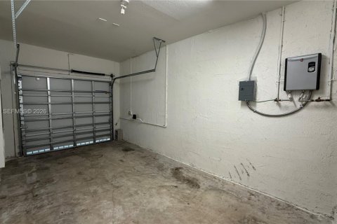 Adosado en alquiler en Homestead, Florida, 3 dormitorios, 133.97 m2 № 2011377 - foto 10