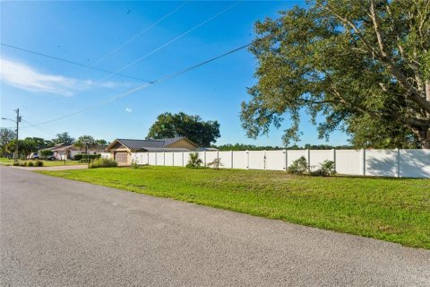 Casa en venta en Spring Hill, Florida, 3 dormitorios, 178.56 m2 № 2386755 - foto 5