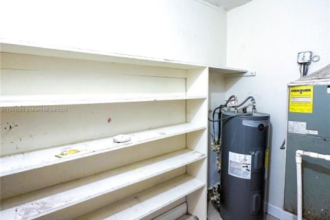 Apartamento en alquiler en North Miami, Florida, 1 dormitorio, 92.9 m2 № 1833891 - foto 10