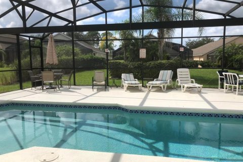 House in Haines City, Florida 4 bedrooms, 180.23 sq.m. № 1801804 - photo 13