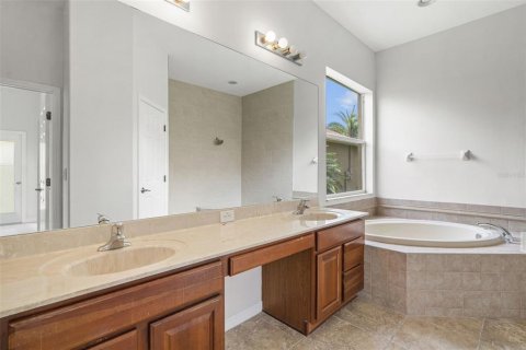 Villa ou maison à vendre à Land O' Lakes, Floride: 3 chambres, 238.85 m2 № 1786273 - photo 20