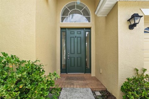 Villa ou maison à vendre à Land O' Lakes, Floride: 3 chambres, 238.85 m2 № 1786273 - photo 3