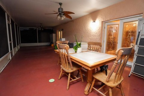 Casa en venta en Orlando, Florida, 4 dormitorios, 217.39 m2 № 2425289 - foto 19