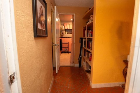 Casa en venta en Orlando, Florida, 4 dormitorios, 217.39 m2 № 2425289 - foto 14