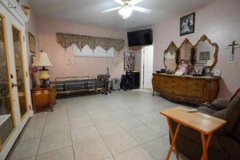 Casa en venta en Orlando, Florida, 4 dormitorios, 217.39 m2 № 2425289 - foto 27