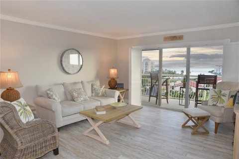 Condo in Saint Petersburg, Florida, 2 bedrooms  № 1916032 - photo 26