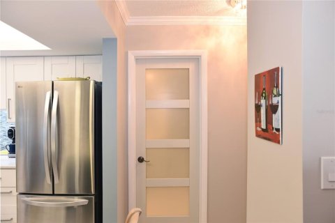 Condo in Saint Petersburg, Florida, 2 bedrooms  № 1916032 - photo 21