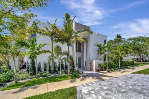 Купить виллу или дом в Форт-Лодердейл, Флорида 4 спальни, 280.56м2, № 1923882 - фото 2