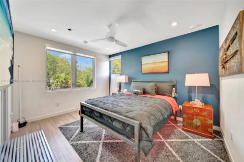 Купить виллу или дом в Форт-Лодердейл, Флорида 4 спальни, 280.56м2, № 1923882 - фото 25