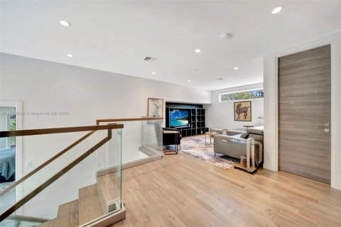 Купить виллу или дом в Форт-Лодердейл, Флорида 4 спальни, 280.56м2, № 1923882 - фото 24