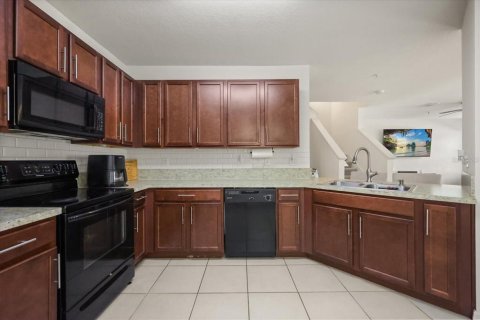 Townhouse in Orlando, Florida 3 bedrooms, 135.73 sq.m. № 1778626 - photo 10