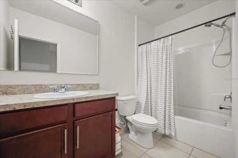 Townhouse in Orlando, Florida 3 bedrooms, 135.73 sq.m. № 1778626 - photo 15