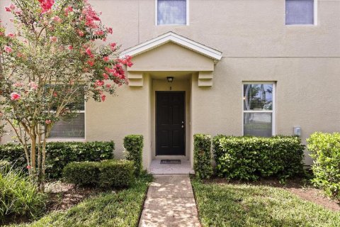 Townhouse in Orlando, Florida 3 bedrooms, 135.73 sq.m. № 1778626 - photo 2