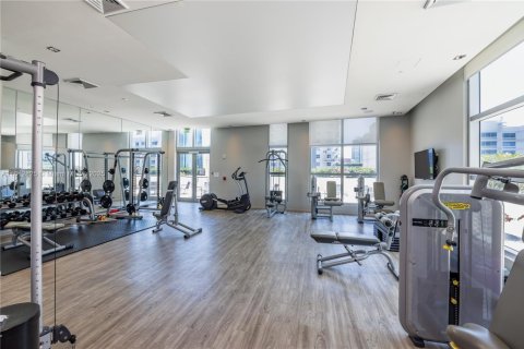 Condo in Miami, Florida, 2 bedrooms  № 2022314 - photo 22