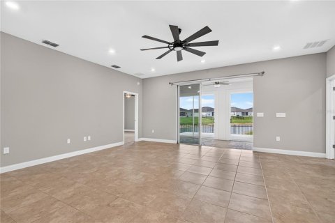 Casa en venta en Lake Alfred, Florida, 4 dormitorios, 244.24 m2 № 2403350 - foto 28