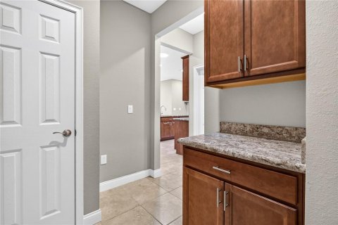 Casa en venta en Lake Alfred, Florida, 4 dormitorios, 244.24 m2 № 2403350 - foto 24