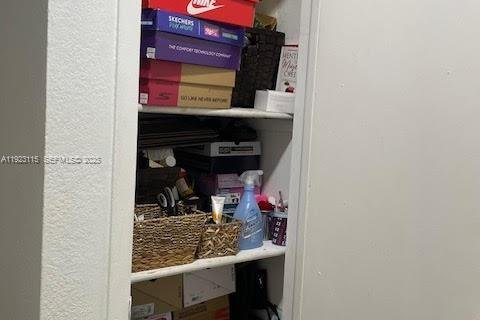 House in Miami Gardens, Florida 2 bedrooms, 103.12 sq.m. № 1982868 - photo 7