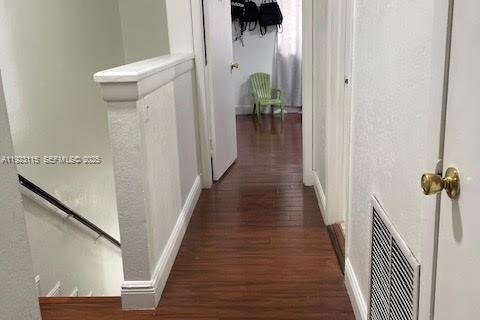 House in Miami Gardens, Florida 2 bedrooms, 103.12 sq.m. № 1982868 - photo 6