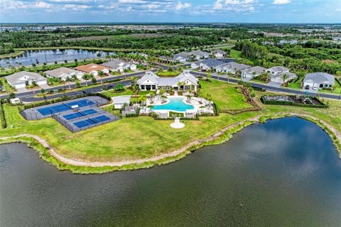 Villa ou maison à vendre à Venice, Floride: 3 chambres, 207.92 m2 № 2398909 - photo 4