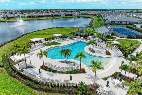 Villa ou maison à vendre à Venice, Floride: 3 chambres, 207.92 m2 № 2398909 - photo 2