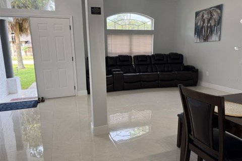 House in Palm Coast, Florida 3 bedrooms, 177.07 sq.m. № 2238500 - photo 8