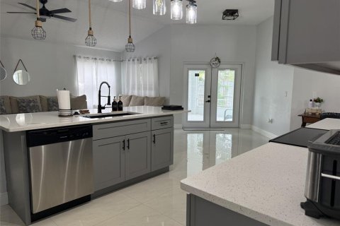 Villa ou maison à vendre à Palm Coast, Floride: 3 chambres, 177.07 m2 № 2238500 - photo 18